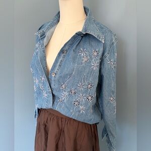 Lelia Costa Embroidered Chambray Button Down Shirt Floral Blue Size S/M